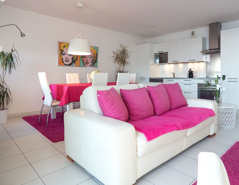 La pièce à vivre de la location de vacances Cléolympe à Saint-Malo